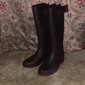 Women’s rain boots